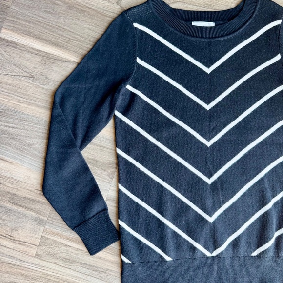 Liz Claiborne Chevron Stripe Sweater Black White Long Sleeve Size S - Picture 5 of 12